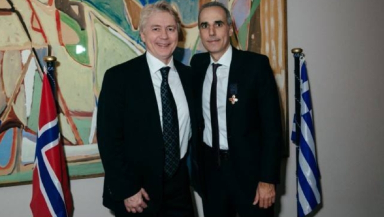 Μέγας χορηγός της Αγιάς Σοφιάς ο Γιάννης Σαραντίτης! (pic)