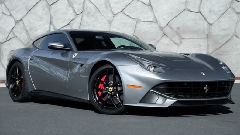 Ο Τζέισον Στέιθαμ πουλάει τη Ferrari του