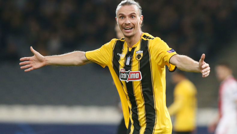 Χουλτ: «Μου αρέσει το 3-5-2»!