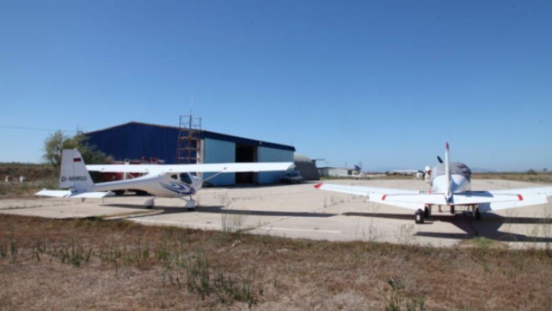 Συνετρίβη διθέσιο αεροσκάφος στο Μεσολόγγι: Συνεχείς έρευνες για τον εντοπισμό του πιλότου (vids)