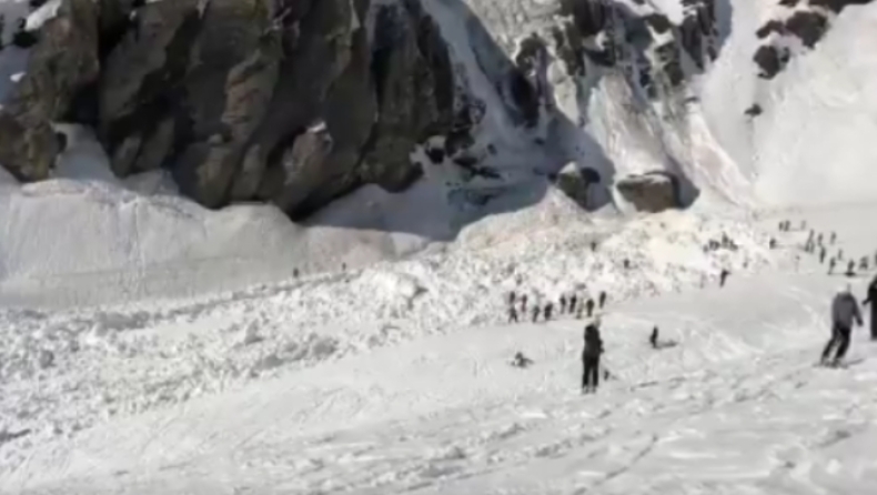 Χιονοστιβάδα σάρωσε χιονοδρομικό κέντρο στην Ελβετία: Τουλάχιστον 12 αγνοούμενοι (vid)