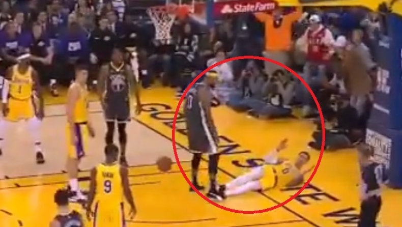 Αφηνιασμένος Κάζινς: Καρφώνει «γκρεμίζοντας» τον Κούζμα (vid)