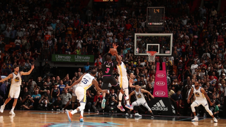 Ουέιντ: Έβαλε το buzzer beater της χρονιάς κόντρα στους Ουόριορς! (vid)
