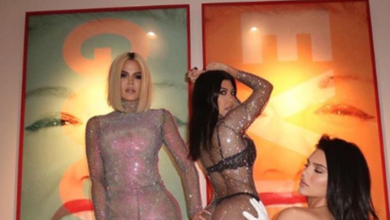 Ο Tristan Thompson απάτησε την Κλόε και οι αδελφές Καρντάσιαν απάντησαν με τις πιο προκλητικές πόζες (pics)