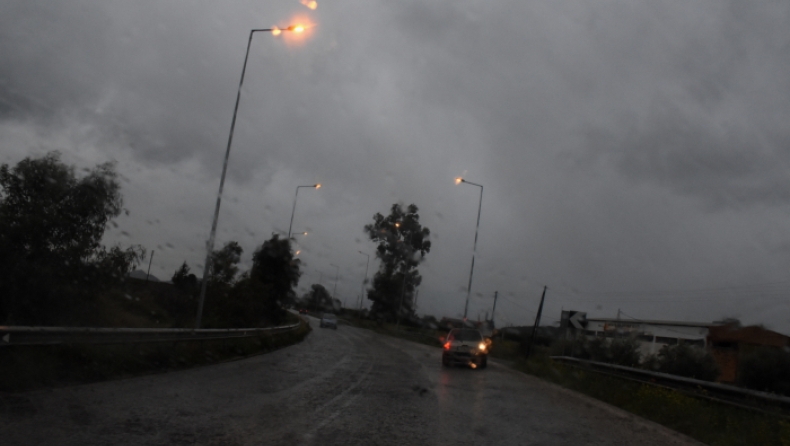 Επιδείνωση του καιρού: Έρχονται βροχές και ισχυρές καταιγίδες