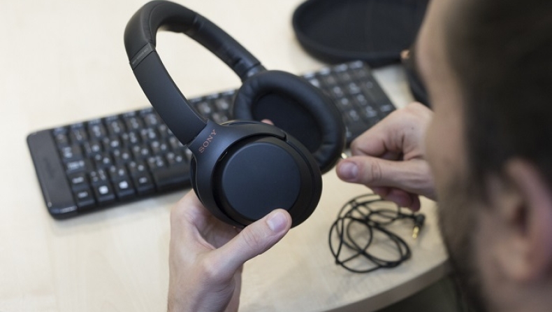 Μπορούμε, επιτέλους, να φοράμε ακουστικά που εξουδετερώνουν κάθε θόρυβο (pics & vid)