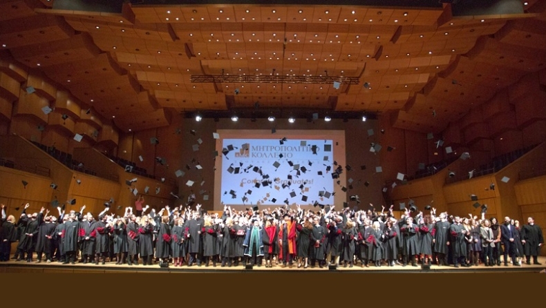 Λαμπρές Τελετές Αποφοίτησης από το Μητροπολιτικό Κολλέγιο (pics)