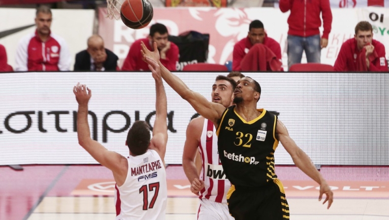 Με το... βλέμμα στο ΟΑΚΑ!