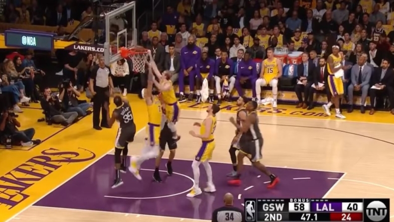 ΝΒΑ ΤOP5: Με διπλό Γιάννη και... καρφωματάρα στην κορυφή! (vid)