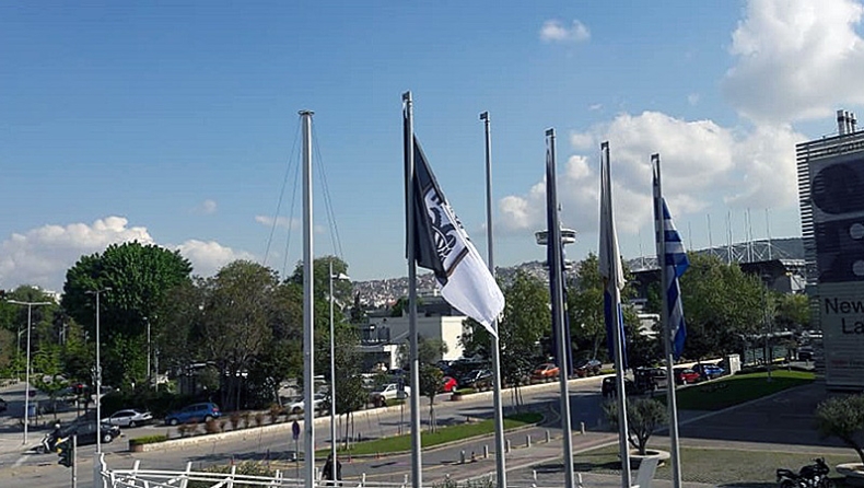 Η σημαία του ΠΑΟΚ κυματίζει στο δημαρχείο Θεσσαλονίκης! (pics)