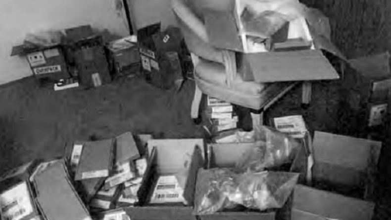 Φοιτητές κατάφεραν να βγάλουν 1.000.000 δολάρια υποστηρίζοντας πως χιλιάδες iPhones είχαν πρόβλημα, αλλά εκείνα ήταν ψεύτικα (pic)