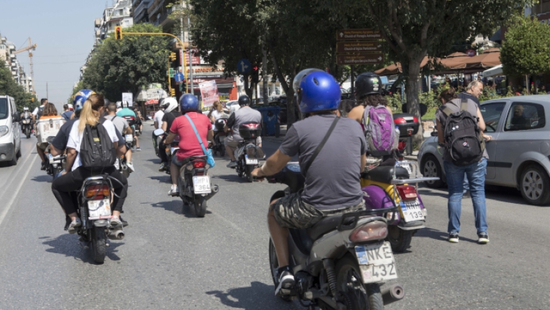 Απεργούν οι ντελιβεράδες: Μην παραγγείλεις, φτιάξε μια μακαρονάδα! (pic)
