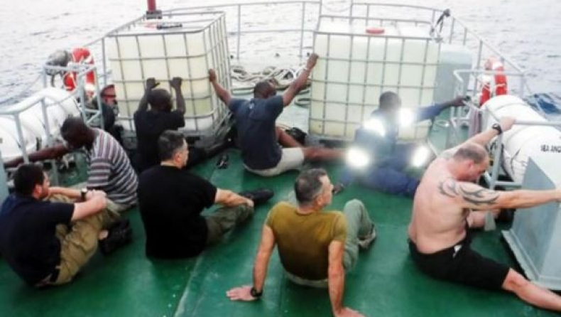Έλληνες πειρατές συνελήφθησαν στη Νιγηρία (vid)