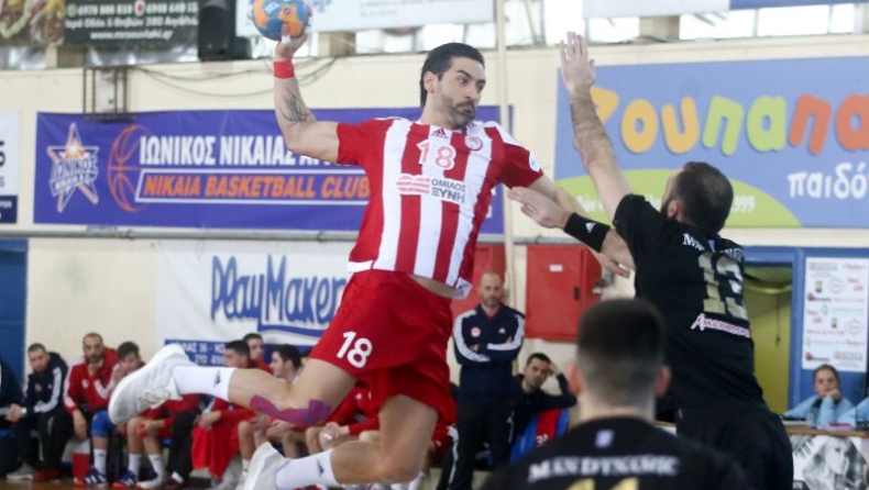 Προκρίθηκε στον τελικό ο Ολυμπιακός και περιμένει ΑΕΚ-ΠΑΟΚ