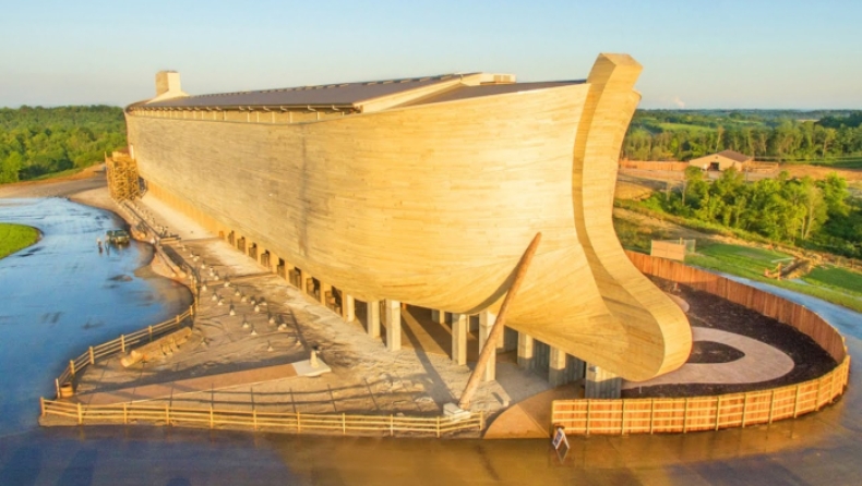 Αντίγραφο της Κιβωτού του Νώε καταστράφηκε από... πλημμύρες (pics & vids)