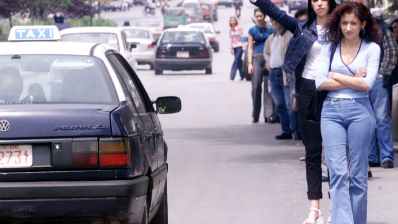 Ταξιτζής στη Θεσσαλονίκη «απαρνήθηκε» 5.200 ευρώ