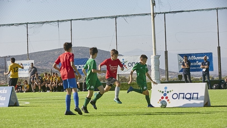 Οι Αθλητικές Ακαδημίες ΟΠΑΠ και οι ομάδες Κ12 ΑΕΚ και Παναθηναϊκού συμμετέχουν σε ένα τουρνουά αθλητικών αξιών (pics)
