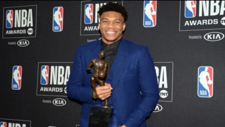Ήφαιστος για τον MVP Γιάννη: «Τα καλύτερα έρχονται»! (pic)