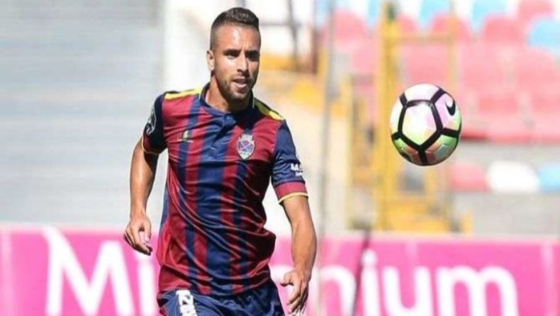 ΑΕΚ: Προβάδισμα ο Παουλίνιο για δεξί μπακ