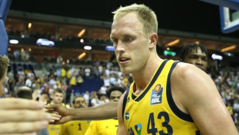 Στην Άλμπα μέχρι το 2023 ο Σίκμα