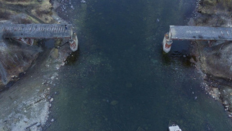 Κάποιοι μάλλον έκλεψαν μία γέφυρα 23 μέτρων (pic)