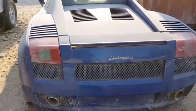 Ένα «νεκροταφείο» αυτοκινήτων για... supercars! (vid)
