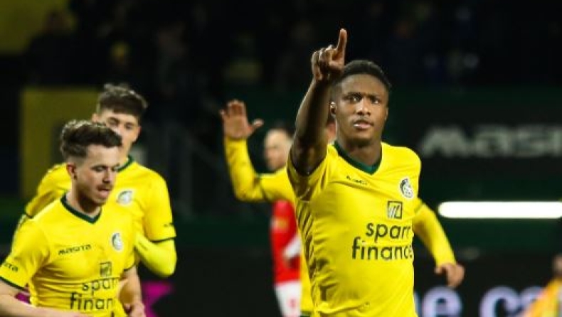 Η ΑΕΚ κλείνει τον Ντιανεσί