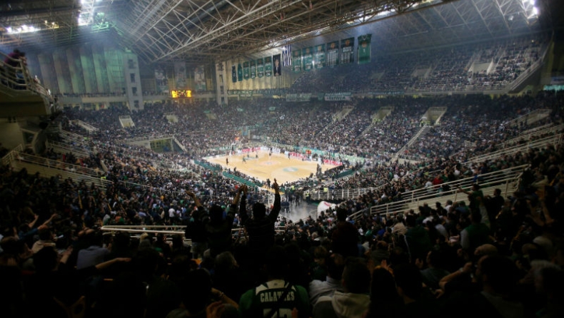 Τέλος το κάπνισμα στα κλειστά γήπεδα