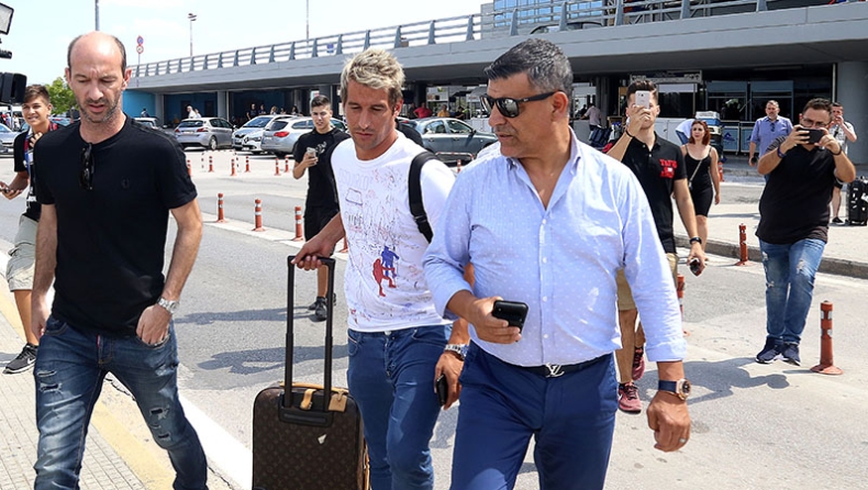 ΠΑΟΚ: Εφτασε στη Θεσσαλονίκη ο Κοεντράο