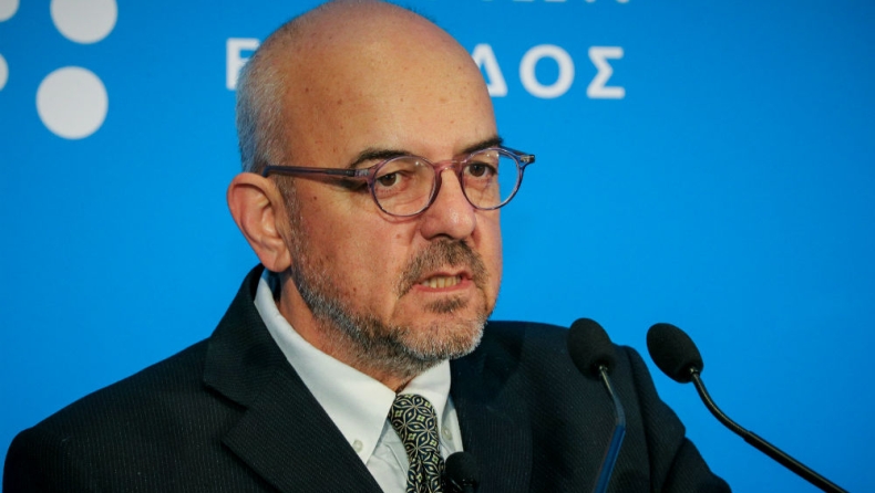 Μπάμπης Παπαδημητρίου: «Γεμάτα χασισοκαπνό τα γραφεία του Μαξίμου»