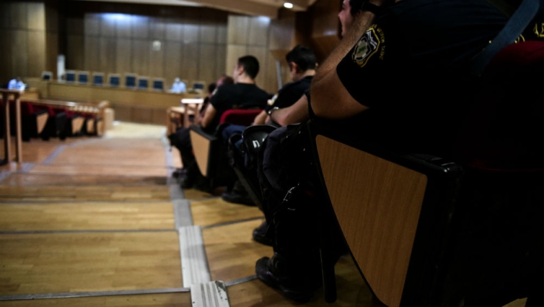 Δίκη Χρυσής Αυγής: Ο Τσόρβας άλλαξε την κατάθεσή του (vid)