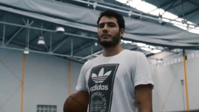 Συγκινητικό βίντεο του Αμπρίνες για το μπάσκετ που επέστρεψε στη ζωή του (vid)