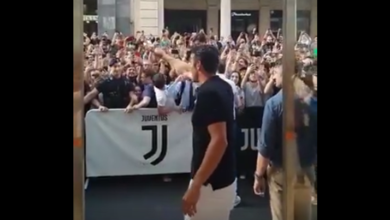 Μπουφόν - Γιουβέντους: Αποθέωση στο Μιλάνο! (vid)