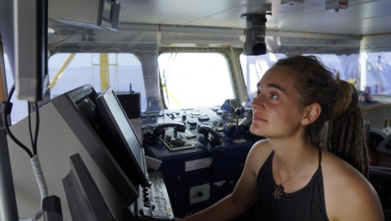 Κύμα αλληλεγγύης για την ακτιβίστρια καπετάνισσα, Καρόλα Ράκετε