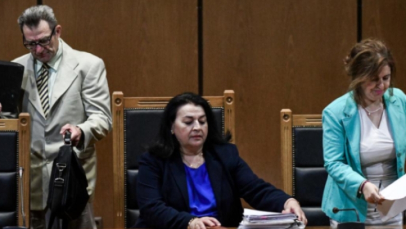 Δίκη Χρυσής Αυγής: «Περαστικοί» από την Τ.Ο. Νίκαιας δήλωσαν δύο κατηγορούμενοι για τη δολοφονία Φύσσα (vid)