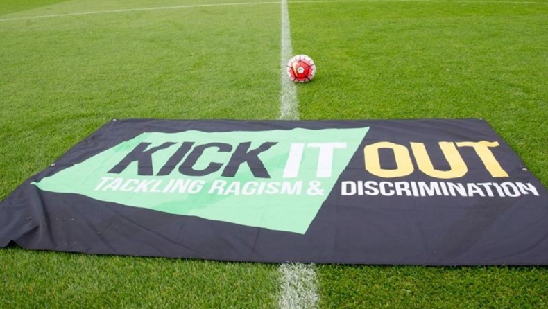 Αυξήθηκαν οι διακρίσεις και ο ρατσισμός στα αγγλικά γήπεδα