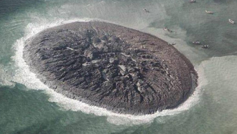Μυστήριο με ηφαιστειογενές νησάκι που εξαφανίστηκε στον Ινδικό ωκεανό (pics & vid)