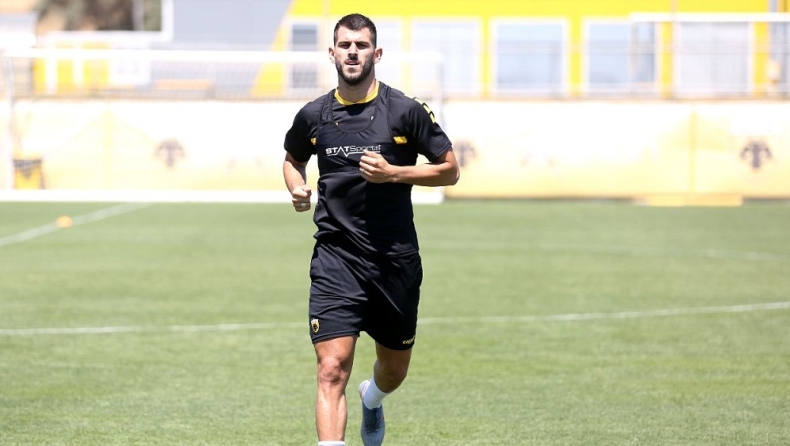 ΑΕΚ: Μέσα ο Ολιβέιρα, εκτός ο Μπακάκης με Μπασάκσεχιρ