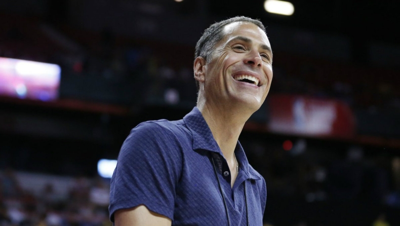 Λέικερς: Για πάντα στο Λος Άντζελες ο Πελίνκα