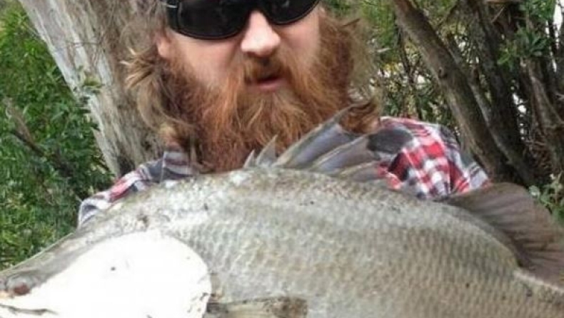 Έβαλε στοίχημα να φάει σαύρα και πέθανε!