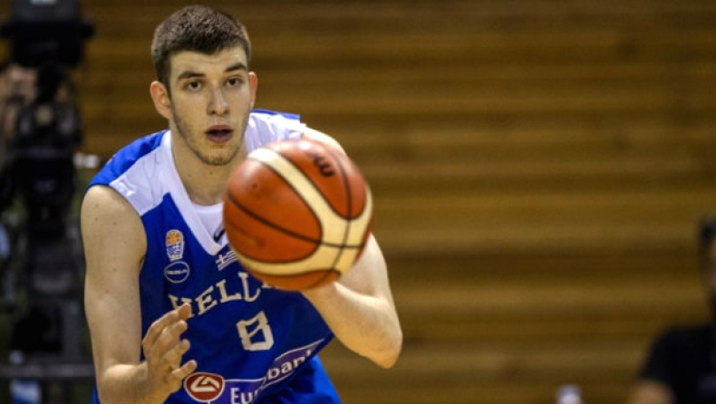 Ρογκαβόπουλος: «Αν δεν παλέψεις, δεν κερδίζεις τίποτα»