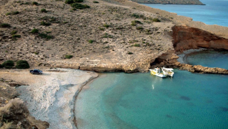 21χρονη κατήγγειλε απόπειρα βιασμού, ενώ έκανε βόλτα σε παραλία της Κρήτης