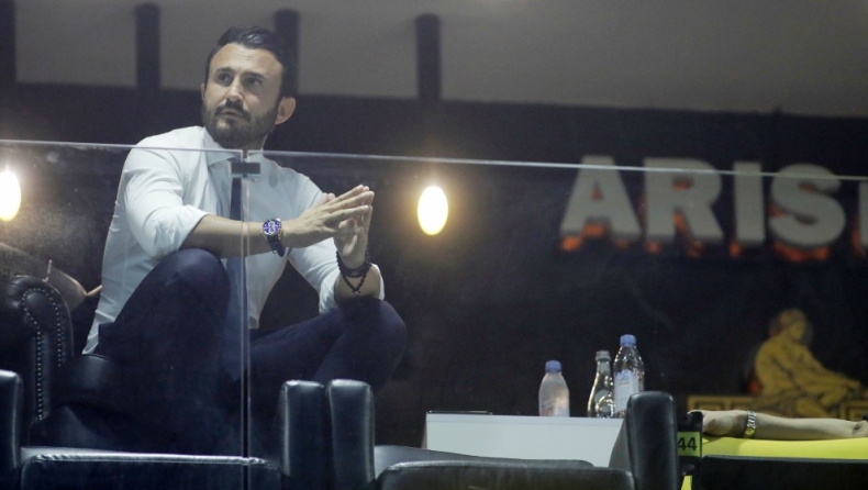 Στη Θεσσαλονίκη ο Καρυπίδης, είδε την προπόνηση και μίλησε με Παντελίδη