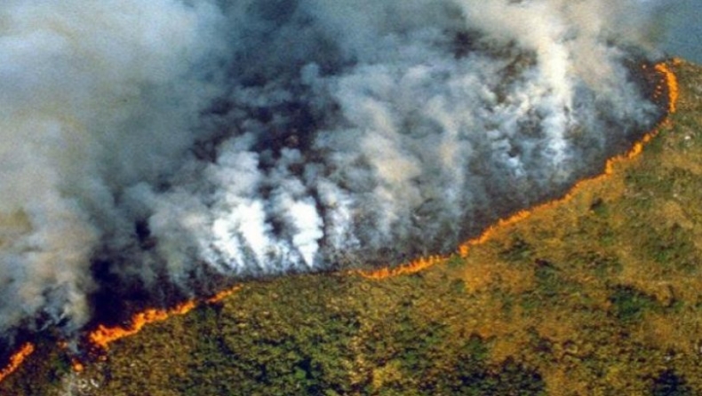 Δυσκολεύονται να αναπνεύσουν τα παιδιά στη Βραζιλία από τις φωτιές στον Αμαζόνιο