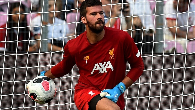 Άλισον - Λίβερπουλ: Πάει για 1,5 μήνα εκτός δράσης...