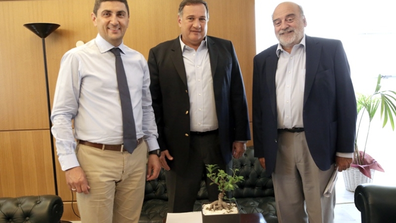Συνάντηση Αυγενάκη με το προεδρείο της ΕΟΕ