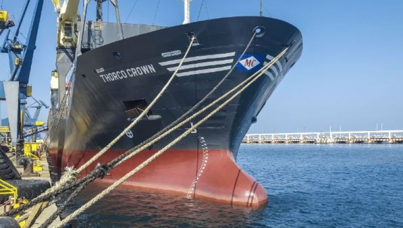 Πειρατές απήγαγαν 8 μέλη του πληρώματος φορτηγού πλοίου
