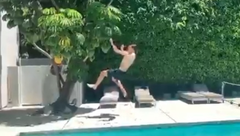 Ο Ζλάταν την... είδε νίντζα (vid)