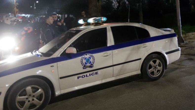Ένας 37χρονος μέθυσε στην Χαλκίδα, έβαλε σειρήνα στο όχημά του και έκανε τον αστυνόμο