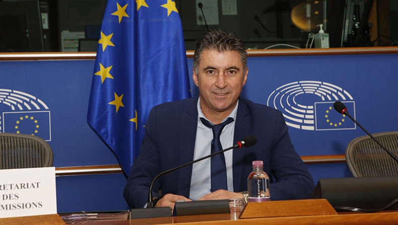 Ζαγοράκης: «Απαράδεκτη η στάση της σλοβακικής αστυνομίας εναντίον Ελλήνων»
